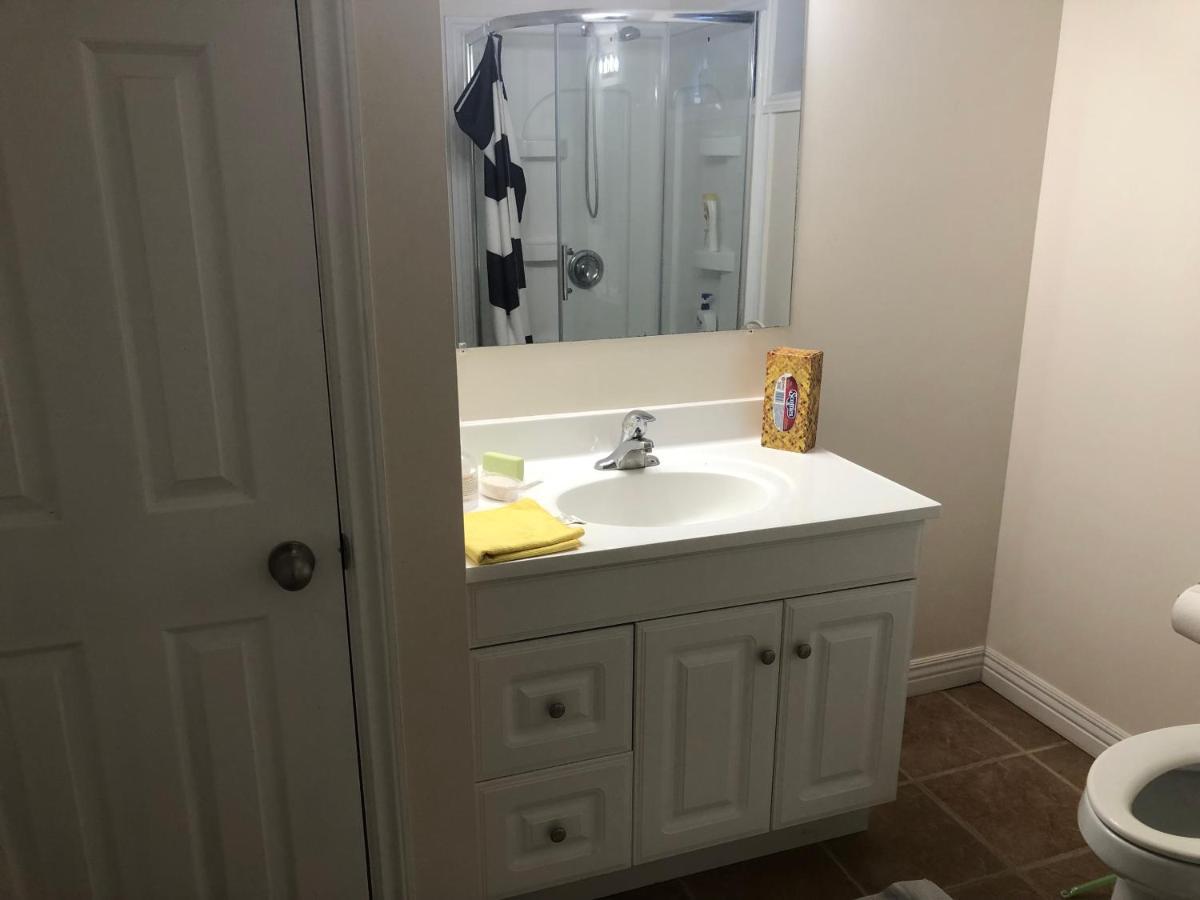 Hb Guest Home 5 워털루 외부 사진
