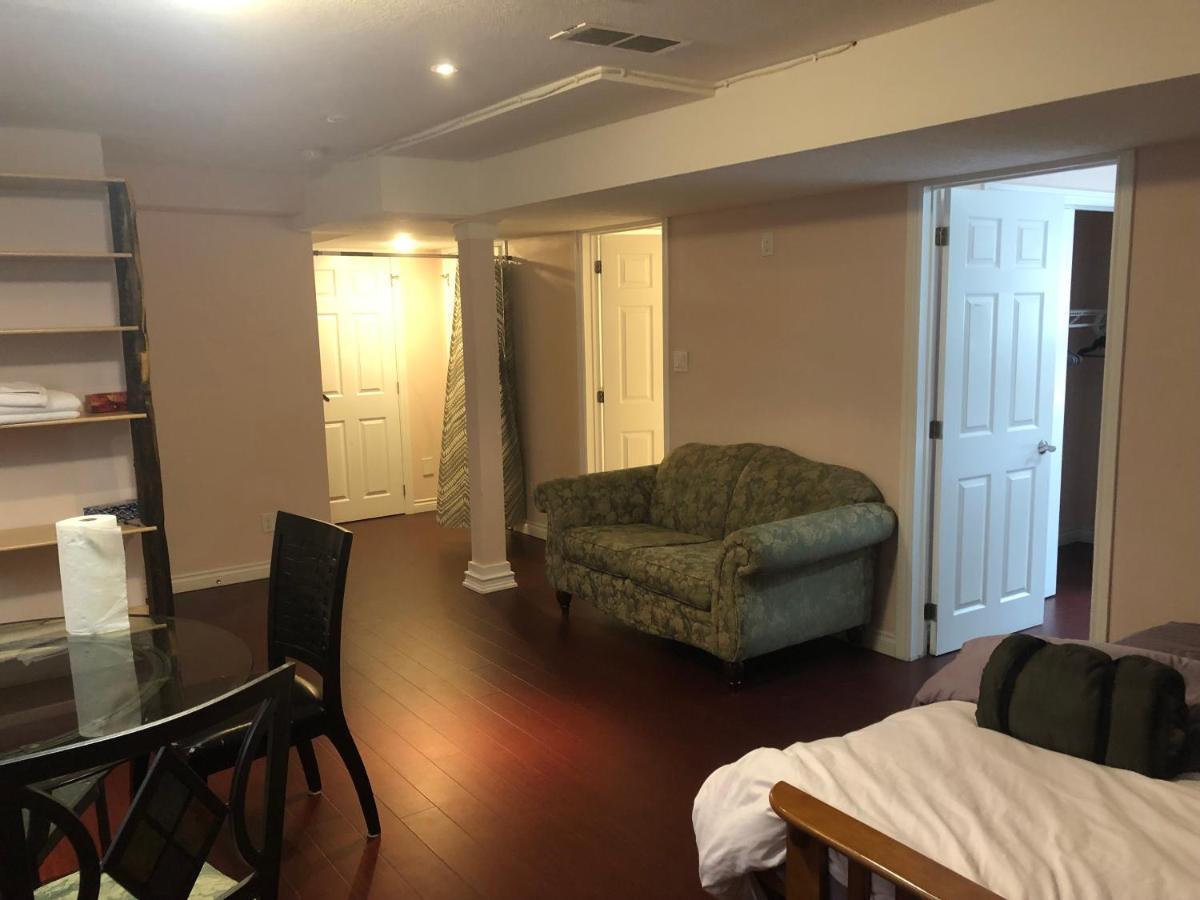 Hb Guest Home 5 워털루 외부 사진